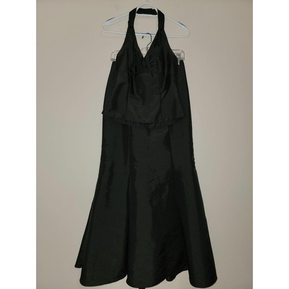 David's Bridal Black Halter Top Skirt Set Formal Evening Gown‎ Size 4